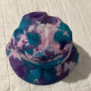 New Reversible Bucket Hat
